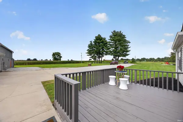 7516 S County Road 100 W, Clay City, IN 47841