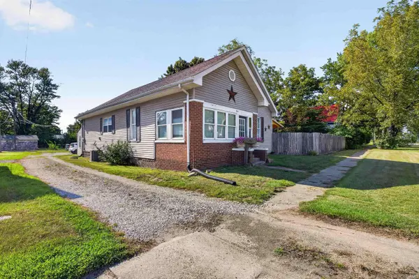 316 N Canal Street, Worthington, IN 47471