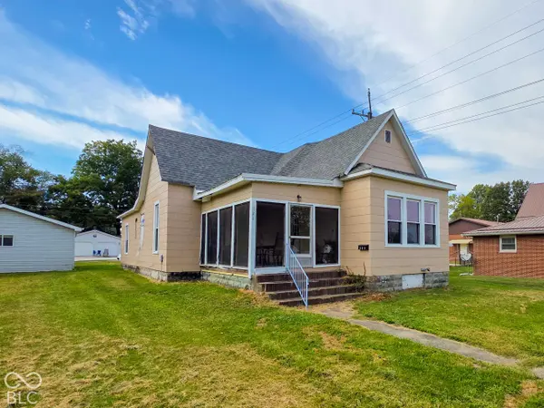321 S Meridian, Jasonville, IN 47438