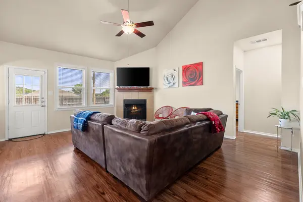 1518 Walker Place Blvd, Copperas Cove, TX 76522-4057