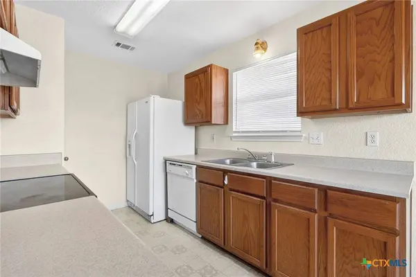 2900 Southhill DR, Killeen, TX 76549