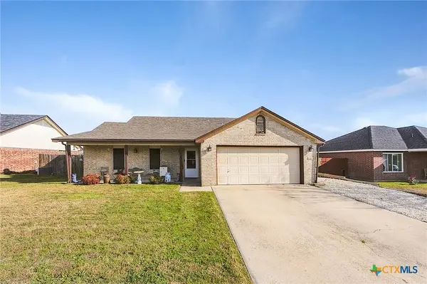 2416 Merle DR, Copperas Cove, TX 76522