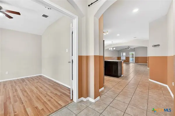 6309 Dorothy Muree DR, Temple, TX 76502