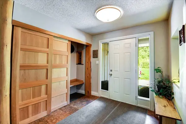 174 Bierworth RD, Faraday, ON K0L 1C0