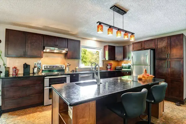 174 Bierworth RD, Faraday, ON K0L 1C0