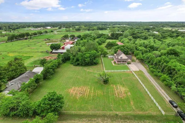 2 Carrol Price Court #A, Mansfield, TX 76063