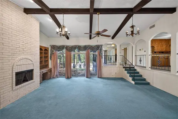 908 Chestnut Drive, Arlington, TX 76012