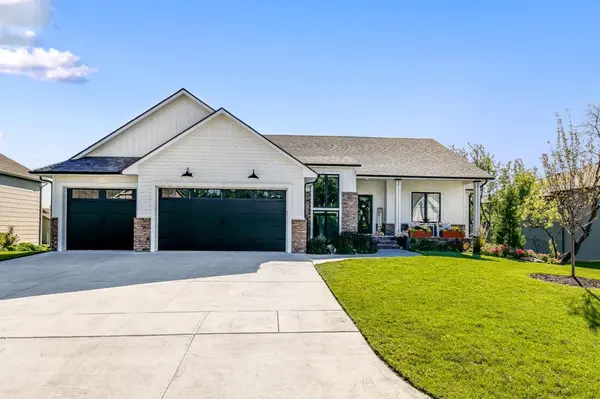1502 Shadow Rock Dr Andover KS-large-001-030-Front Exterior-1500x1000-72dpi