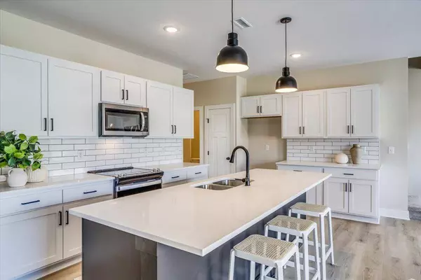 2283 N 159th St N, Wichita, KS 67228