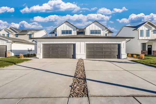 2283 N 159th St N, Wichita, KS 67228