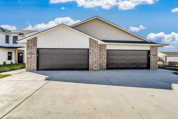 2229 N 159th St N, Wichita, KS 67228