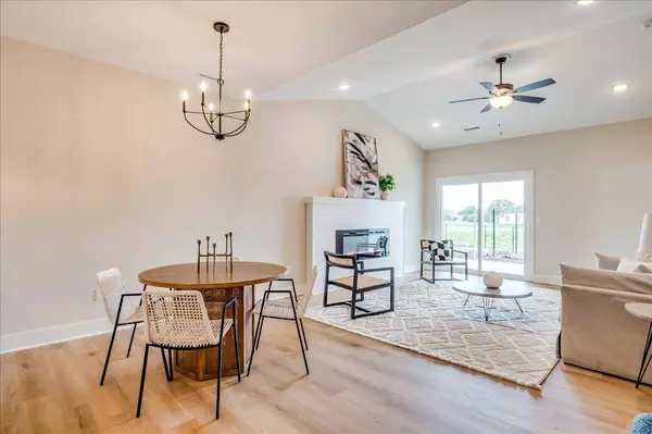 2229 N 159th St N, Wichita, KS 67228