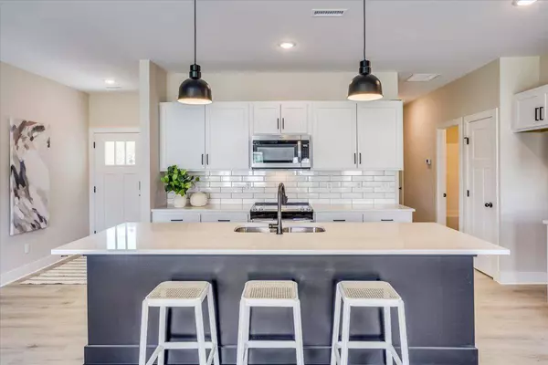 2283 N 159th St N, Wichita, KS 67228