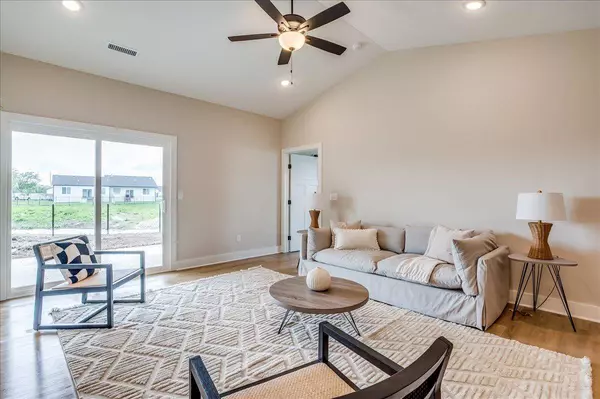 2229 N 159th St N, Wichita, KS 67228