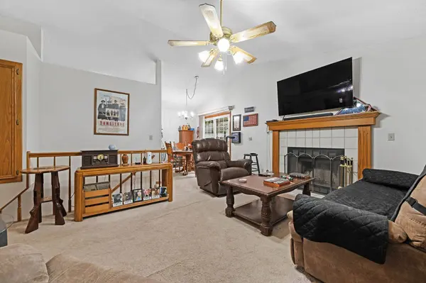 425 N Parkridge St, Wichita, KS 67212