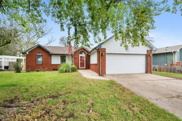 425 N Parkridge St, Wichita, KS 67212