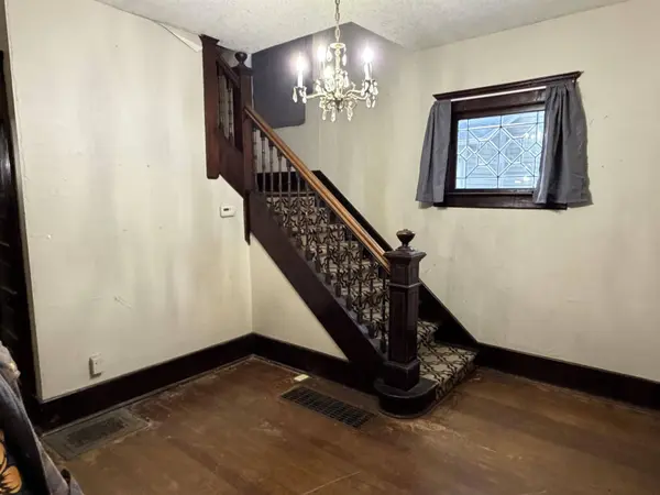 817 Mechanic St, Emporia, KS 66801