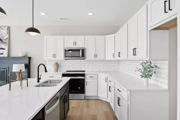 2221 N 159th Ct E, Wichita, KS 67228