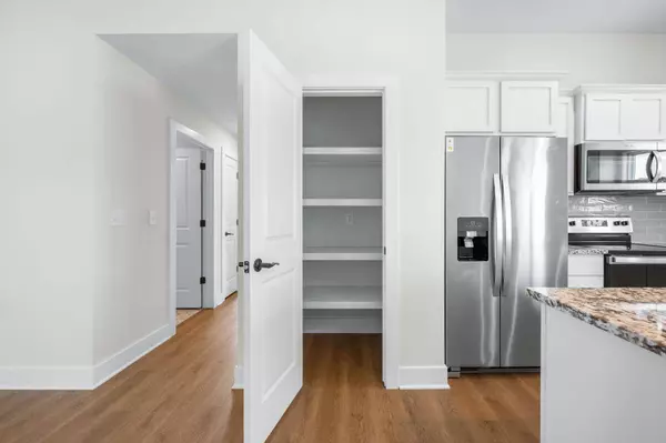 5835 N Ashford St, Park City, KS 67219