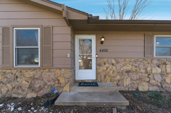 4455 S Washington Ct, Wichita, KS 67216