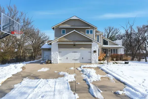 500 S Sharon Ct, Derby, KS 67037