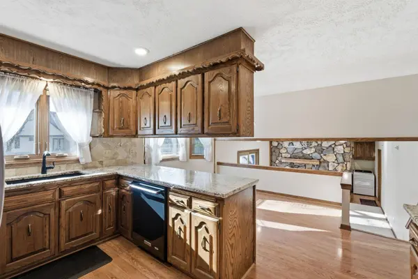 709 Marsha Dr, Andover, KS 67002