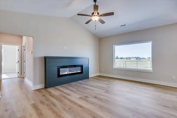 1017 Long Path St, Goddard, KS 67052