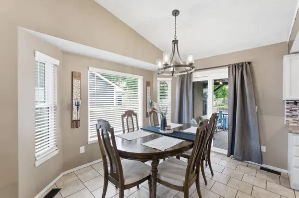 1765 N Myers, Mulvane, KS 67110