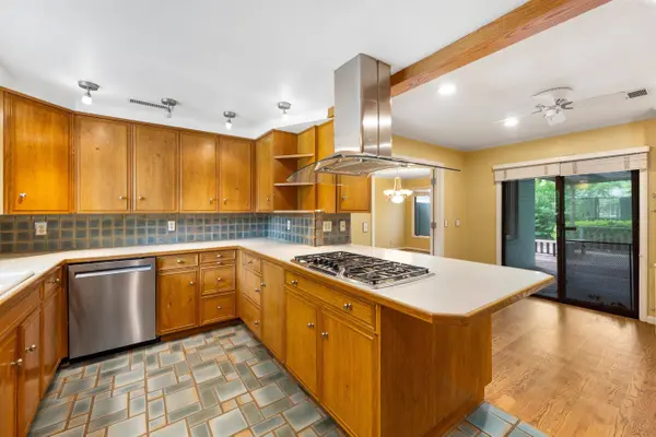 42 N Stratford, Eastborough, KS 67206