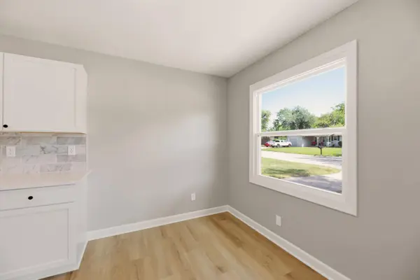 1425 N Georgie Ave, Derby, KS 67037