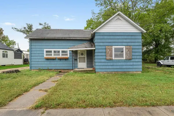 227 E Main St
