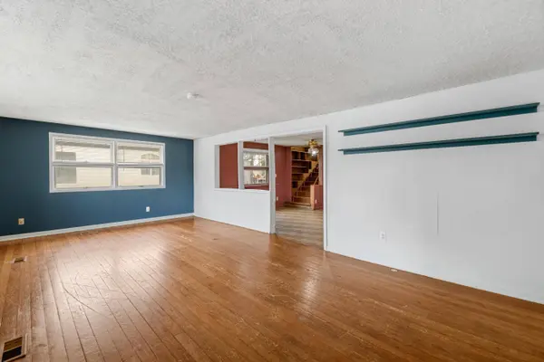 227 E Main St, Augusta, KS 67010