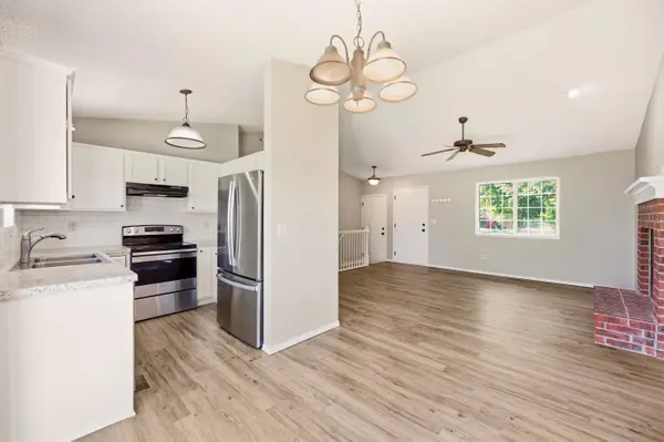 1610 E Summerwood, Goddard, KS 67052