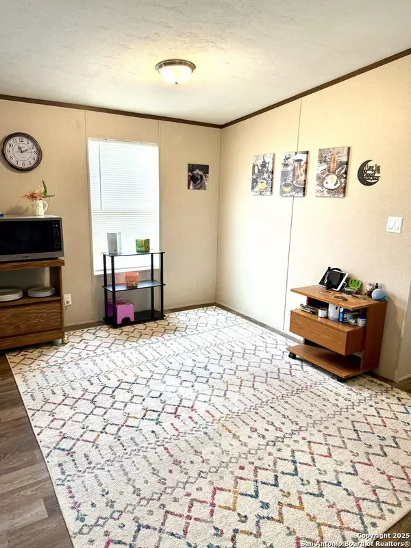 125 Viridian View, Pleasanton, TX 78064