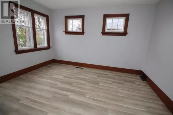 473 John St., Thunder Bay, ON P7B1X9