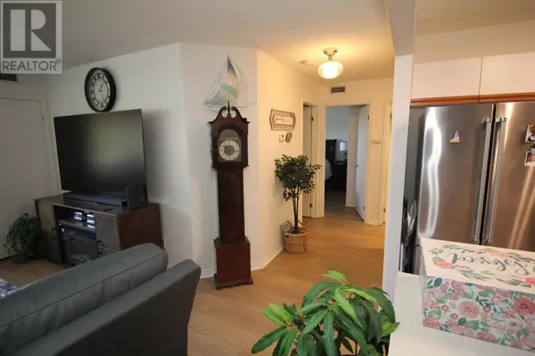 320 500 Toledo Street, Thunder Bay, ON P7A8A8