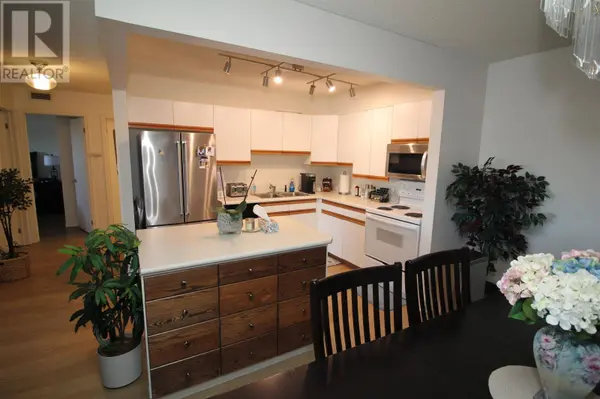 320 500 Toledo Street, Thunder Bay, ON P7A8A8
