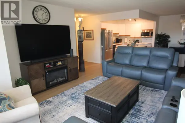 320 500 Toledo Street, Thunder Bay, ON P7A8A8