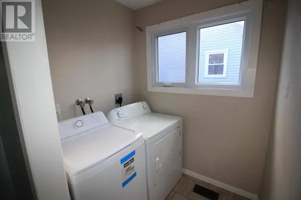 368 Merrill ST, Thunder Bay, ON P7A1E6