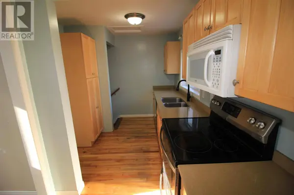 368 Merrill ST, Thunder Bay, ON P7A1E6