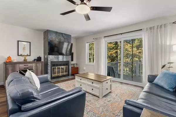 108 Laurelwood Dr #108, Hopedale, MA 01747