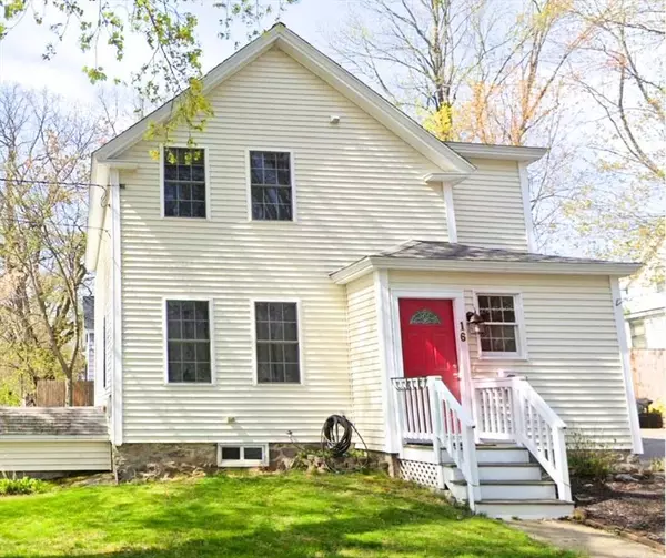 16 Pine St, Maynard, MA 01754