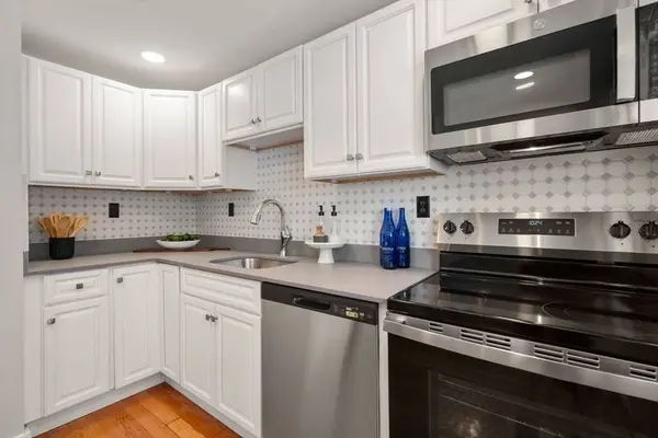 223 Mendon St, Uxbridge, MA 01569