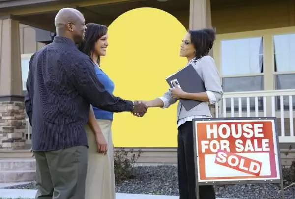  Florida Housing Market Sees First Sales Increase in Over a Year