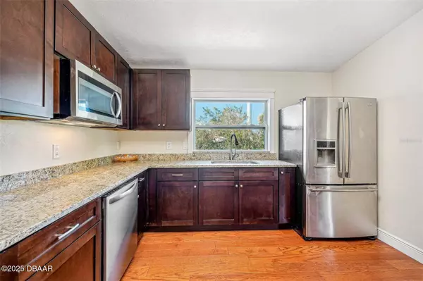 934 Halifax AVE, Daytona Beach, FL 32118