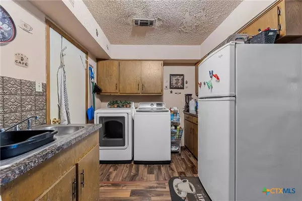 1208 Clark ST, Marlin, TX 76661