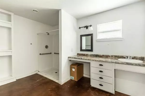 1627 N 9th Street, Waco, TX 76707