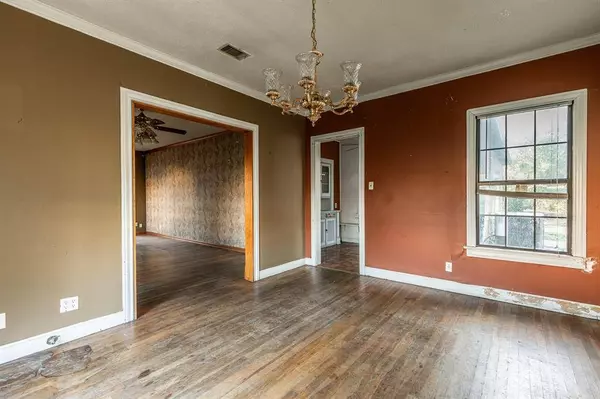 2412 Fort Avenue, Waco, TX 76707