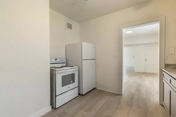 515 N 15th Street #517, Waco, TX 76707