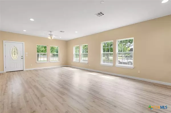 1700 Proctor AVE, Waco, TX 76708